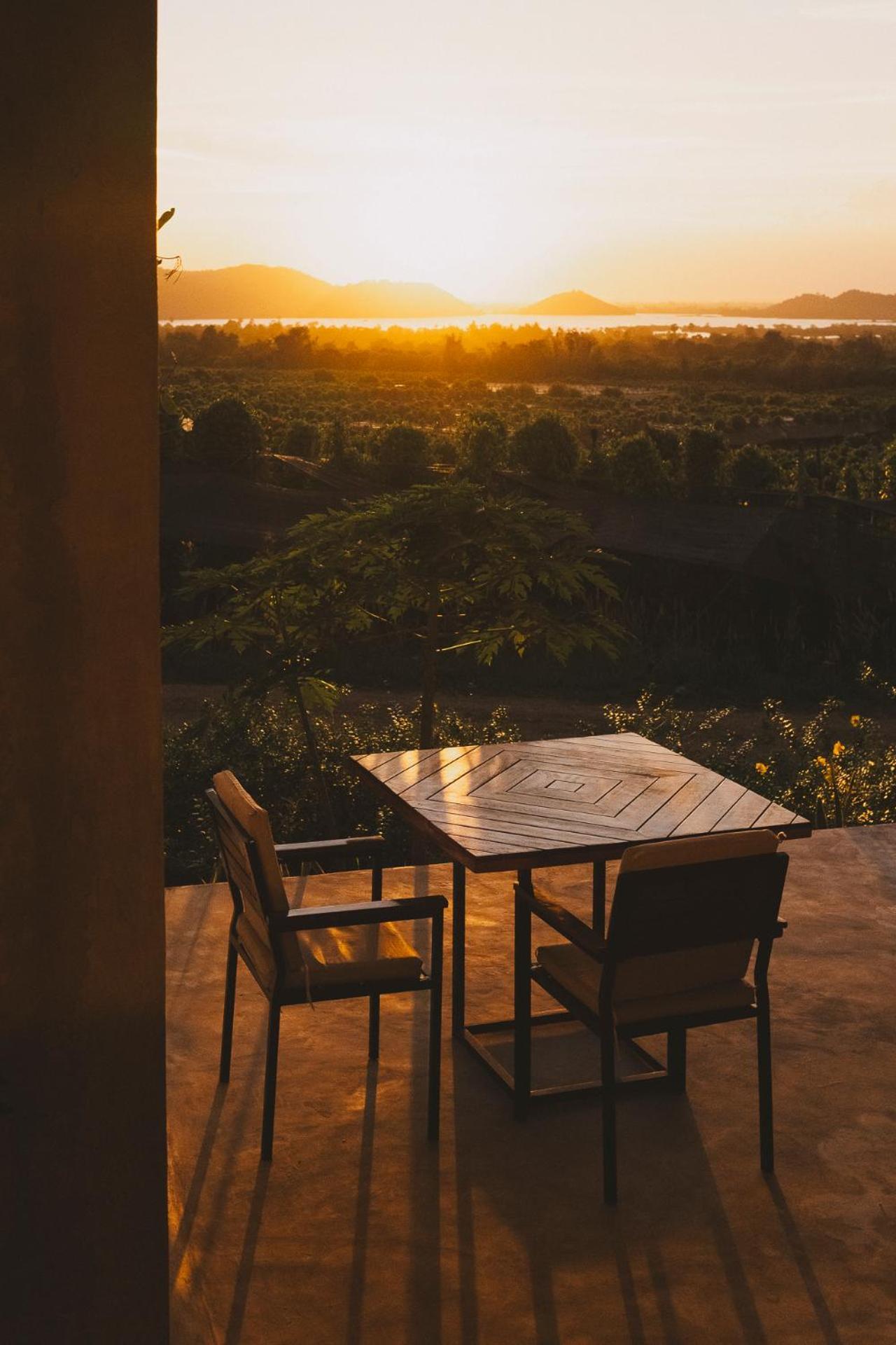 Villa La Plantation Kampot Exteriör bild